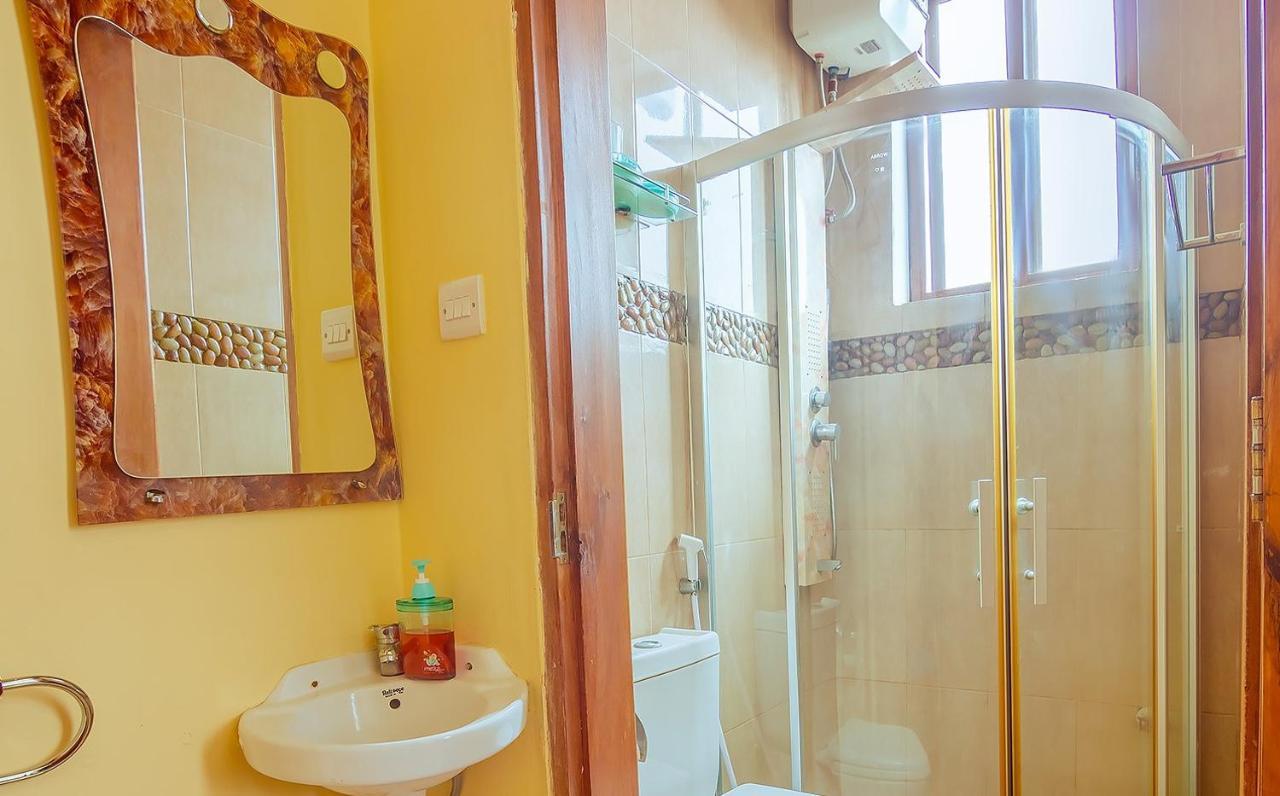 Rayan Apartments & Safaris Arusha Buitenkant foto