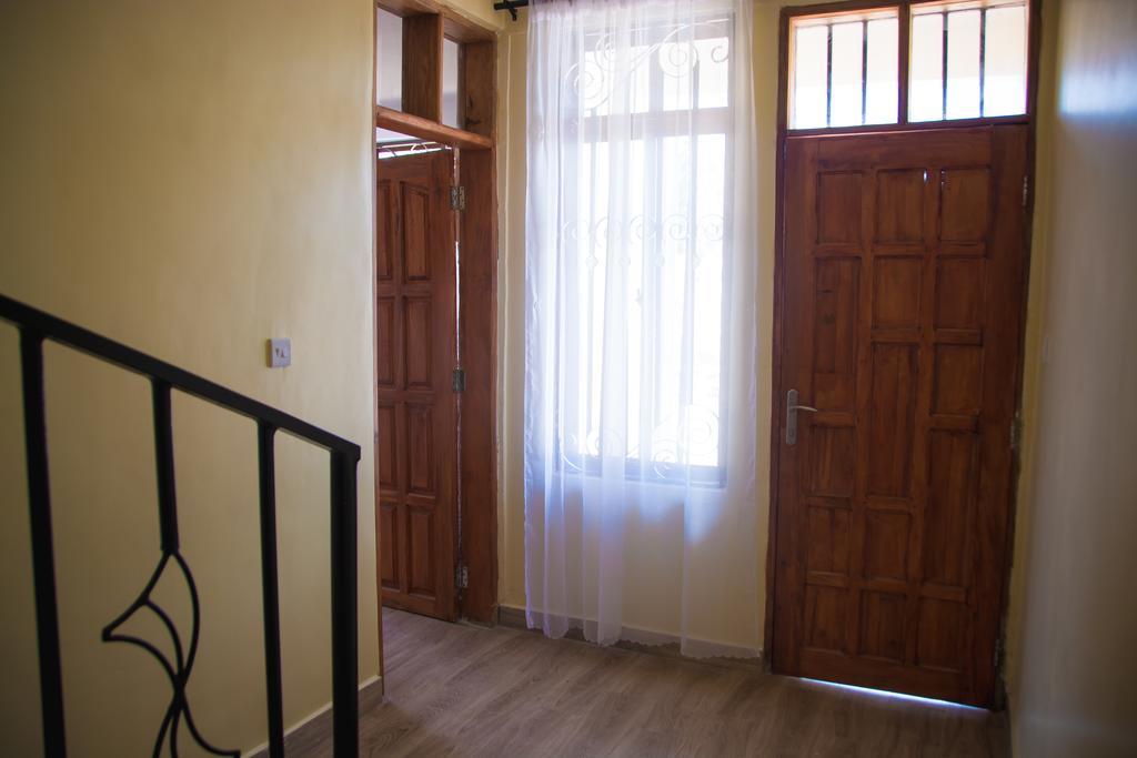 Rayan Apartments & Safaris Arusha Buitenkant foto