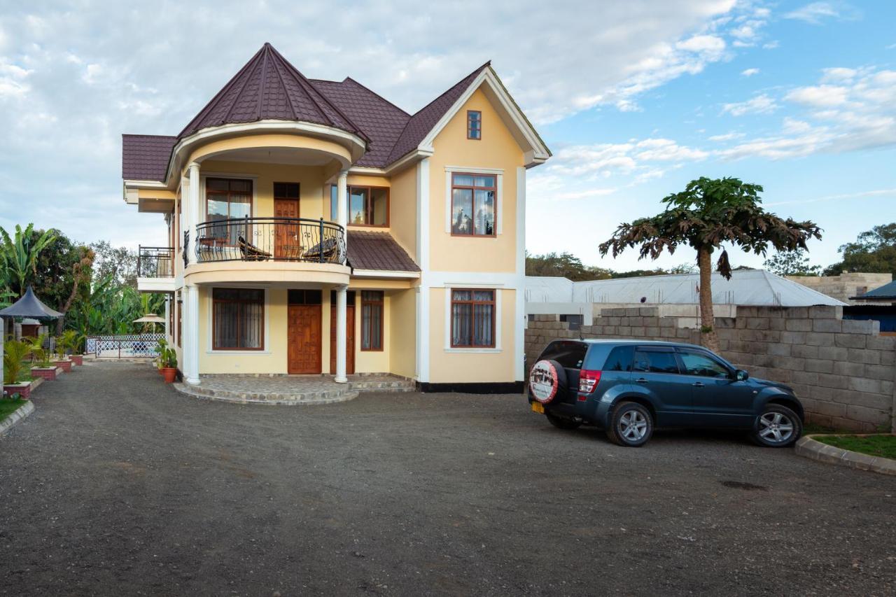 Rayan Apartments & Safaris Arusha Buitenkant foto
